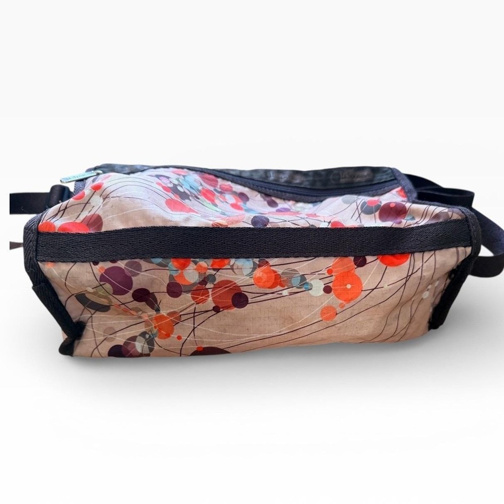 Vintage LeSportsac Crossbody Bag Tan Floral Print Adjustable Strap Medium Size - Picture 6 of 9